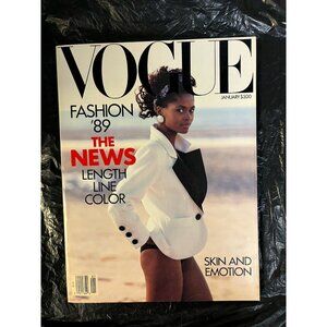 KAREN ALEXANDER Cindy Crawford KARA YOUNG Vogue January 1989 Linda Evangelista